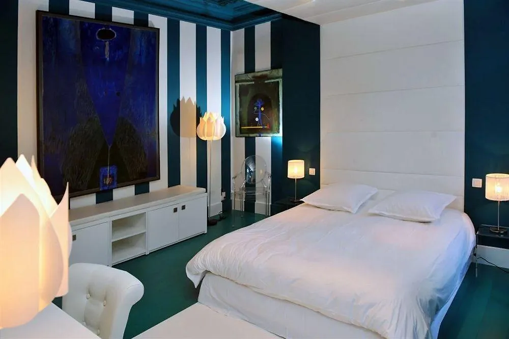 B&B Maison Az Saint-Gilles Oda ve Kahvaltı