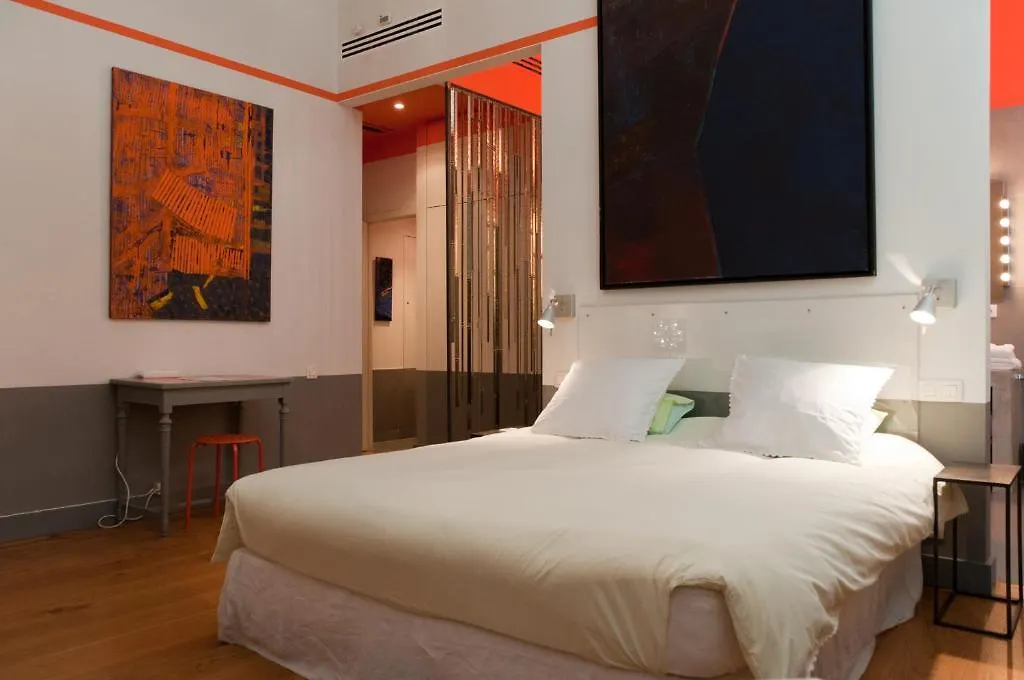 B&B Maison Az Saint-Gilles Oda ve Kahvaltı
