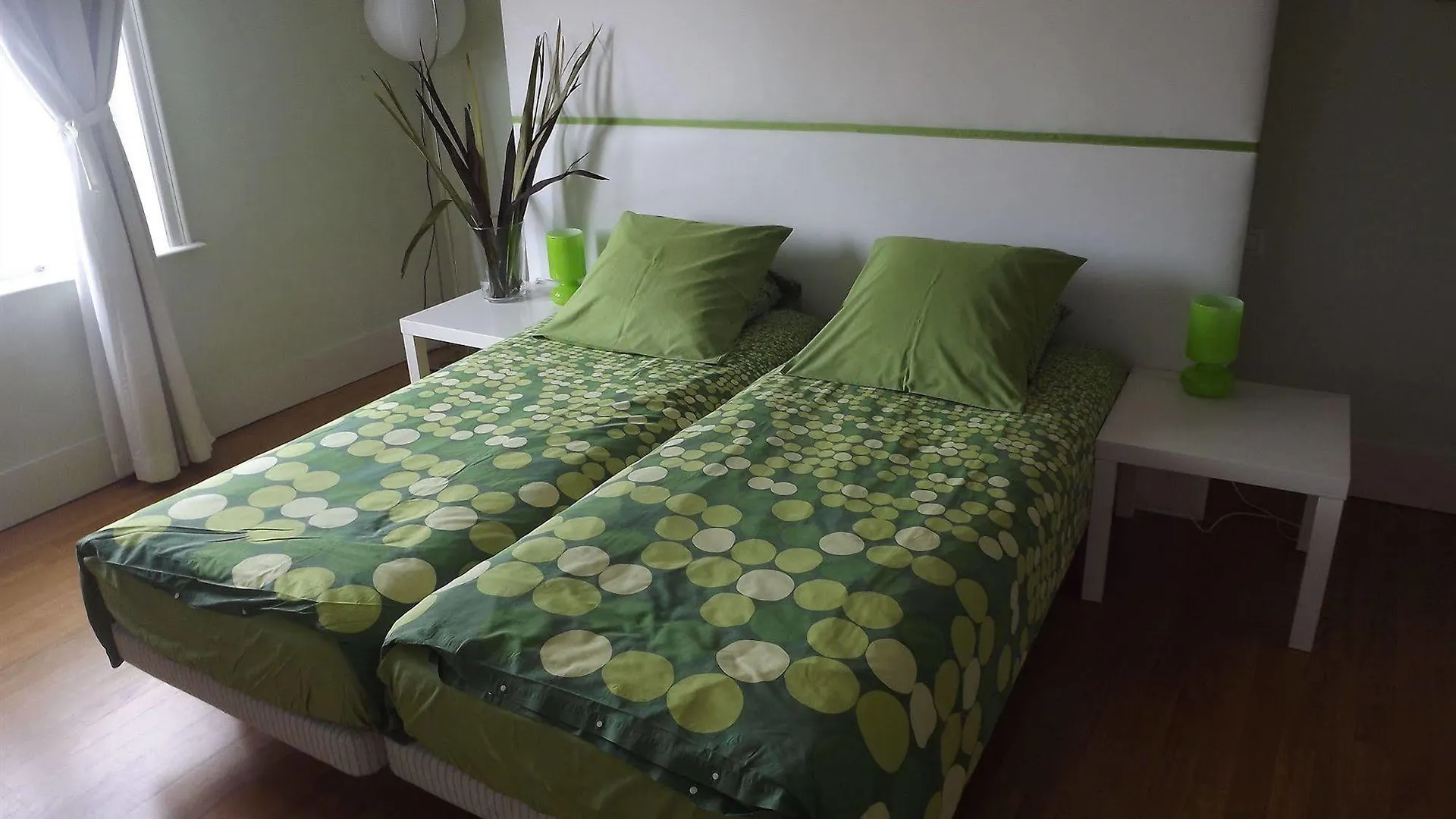 B&B Maison Az Saint-Gilles Oda ve Kahvaltı
