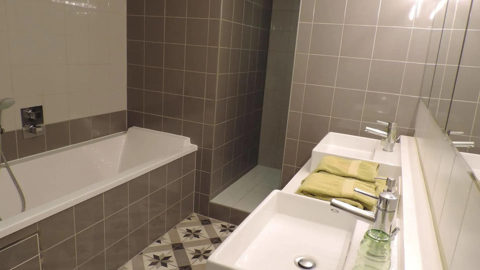 B&B Maison Az Saint-Gilles
