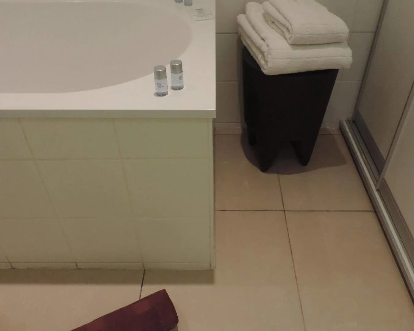 B&B Maison Az Saint-Gilles Oda ve Kahvaltı
