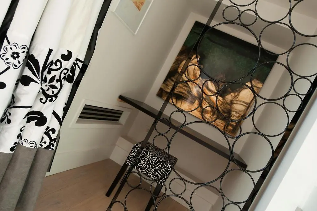 Bed & Breakfast B&B Maison Az Saint-Gilles